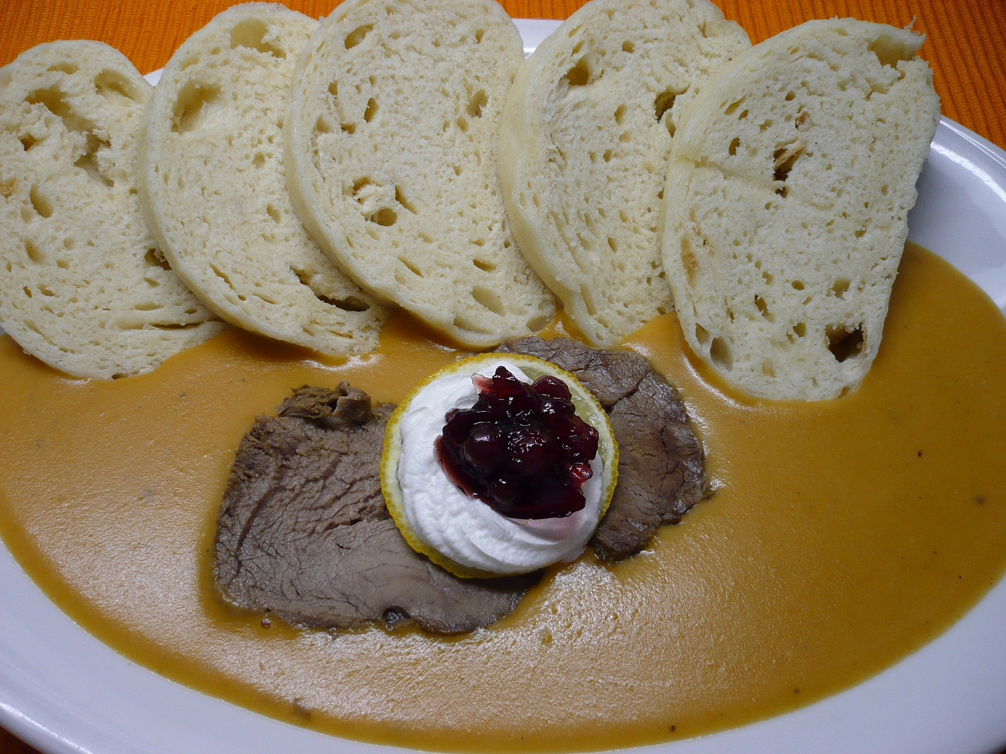 Sirloin on creme sauce